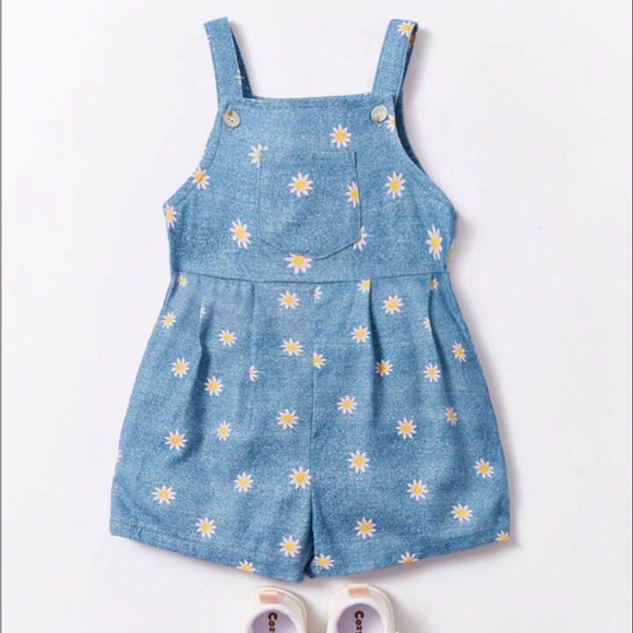 Kids romper with flowers - Picture 1 of 2